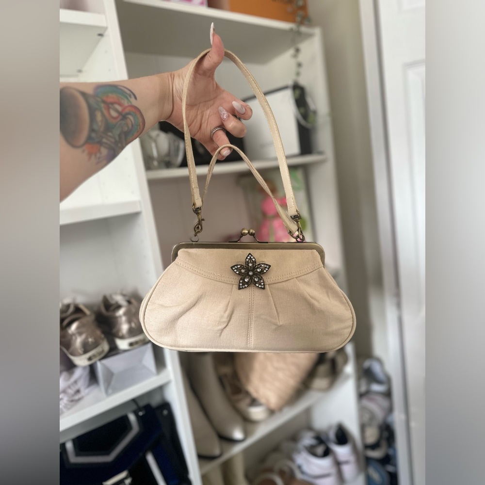 Beige clutch